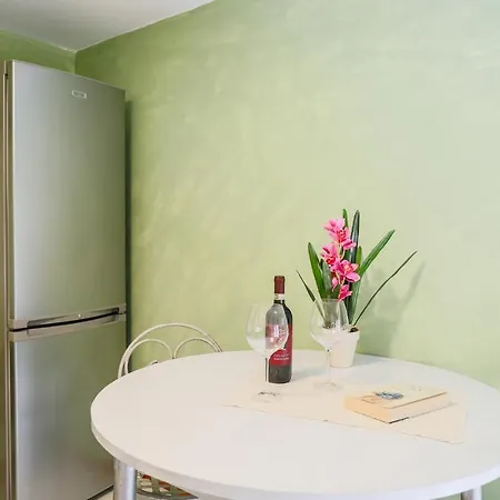 Appartamento Casa Nella Corte: Ac Wifi Centro / Lago Di Como Bellano